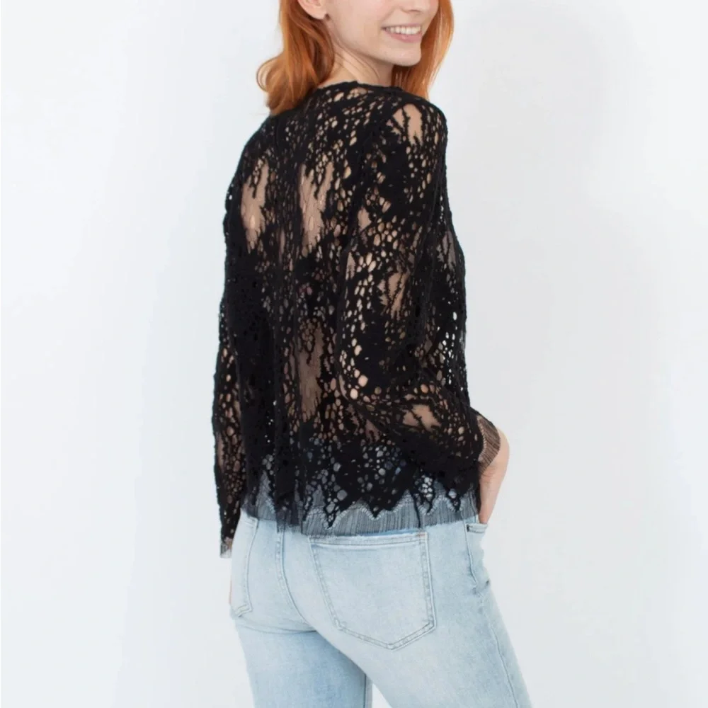 [Mason] Black Sheer Appliqué Blouse - Size Medium